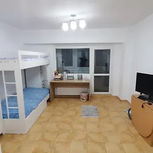 https://tia-studio.bucharesthotelsnow.com